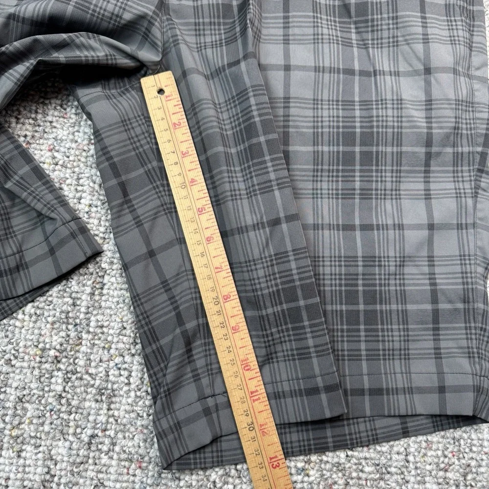 Nike Golf Shorts Mens 38 Plaid Tour Performance Tech Stretch Dri Fit Gray Black